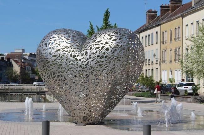 Appartement Coeur De Troyes Exterior foto